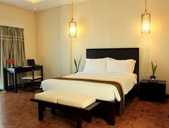 The Oriental Leyte Hotel Palo Exterior foto
